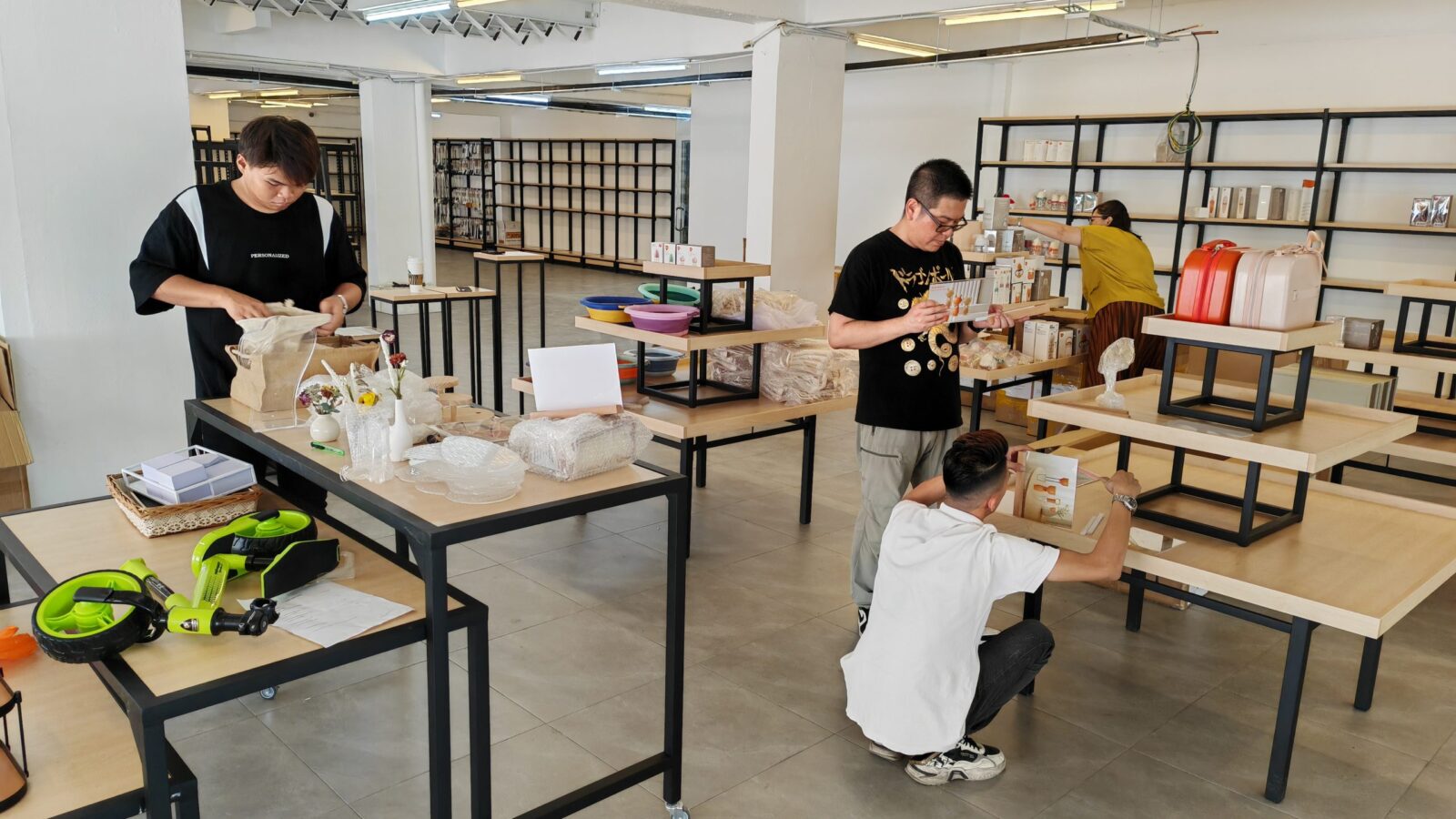 塑料加工与分销